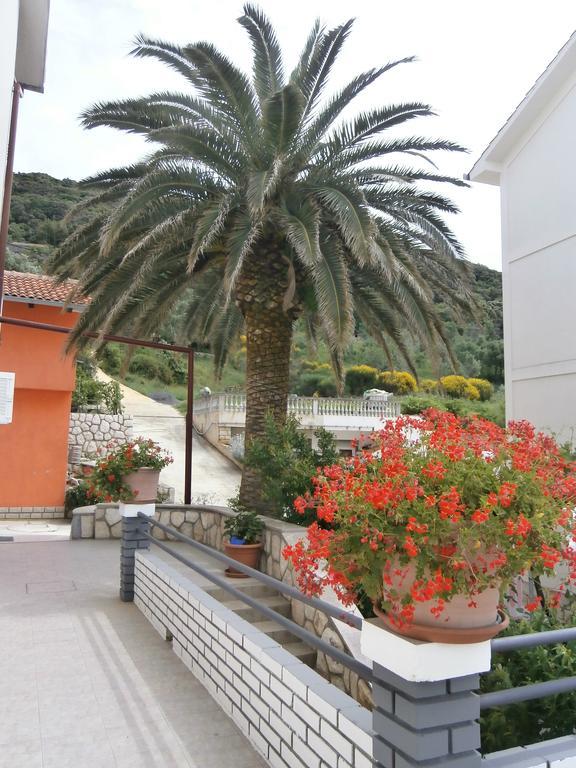 苏佩塔斯卡德拉加 加莱布旅馆酒店 外观 照片